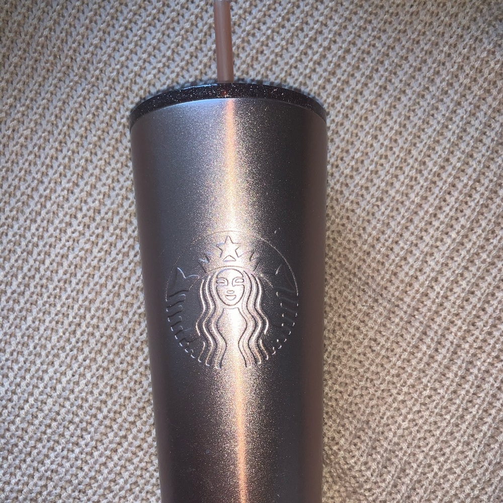 Rose gold Starbucks tumbler